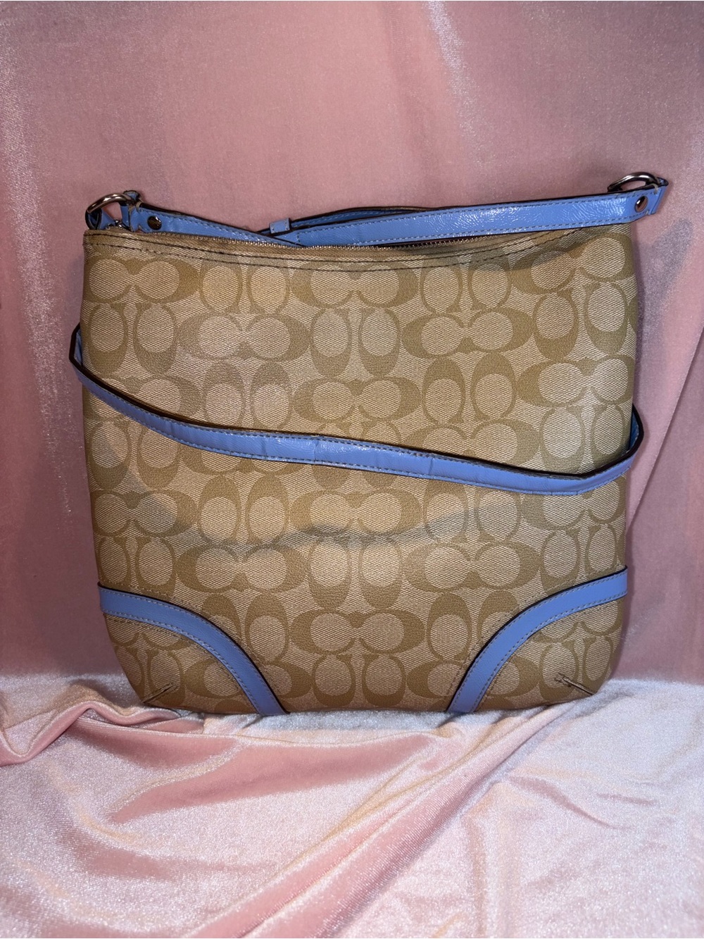 Authentic Coach Peyton File Crossbody | Khaki / Cornflower Blue Leather | F18926 - Picture 6 of 8